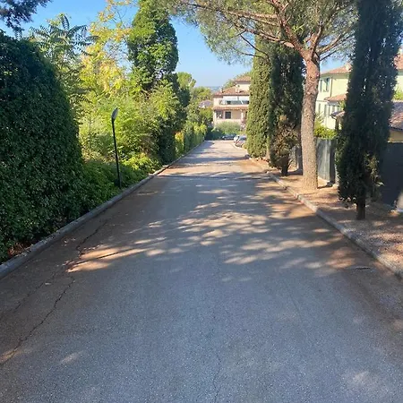 La Casa Di Mimi Apartment *