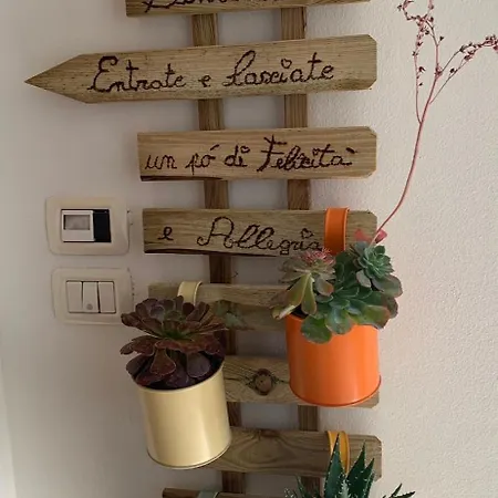 La Casa Di Mimi Apartment *